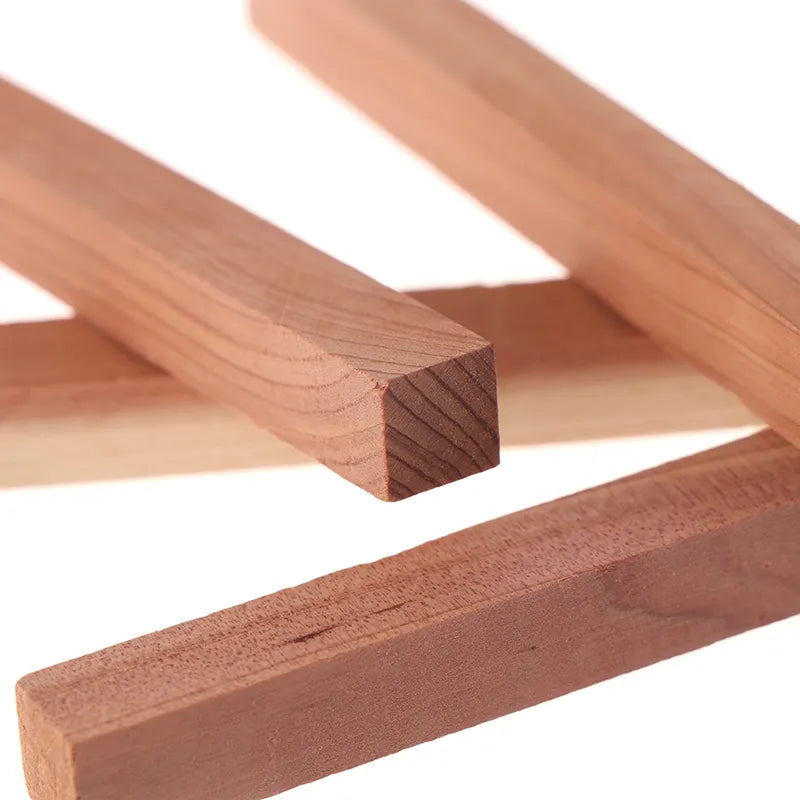 Anti-moth and moisture-absorbing, natural cedar sticks (5 pcs.)